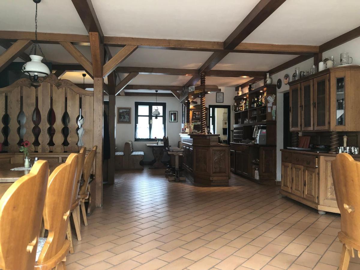 Bacchus Panzio Bed and Breakfast Eger Buitenkant foto